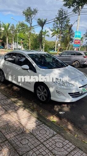 Peugeot 408 2016 Premium 2.0 AT - 6000 km