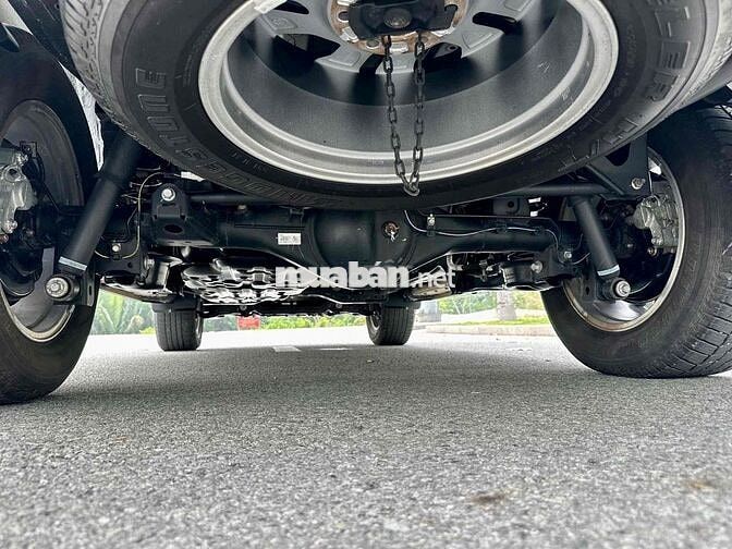 Bán Toyota Fortuner Legender 2022 4x2 siêu lướt