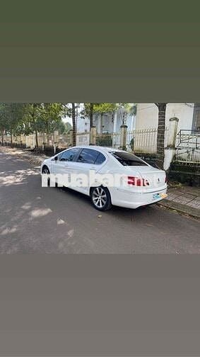 Peugeot 408 2016 Premium 2.0 AT - 6000 km