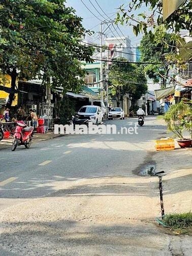 NGAY MẶT TIỀN LÊ THỊ NHO.TMT.QUẬN 12. XE HƠI ĐẬU CỬA.NHỈNH 3TY