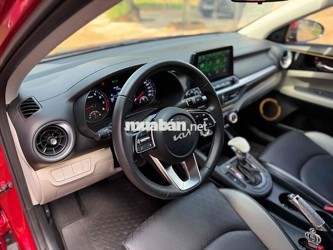 Kia K3 2024 Đỏ 9500 km
