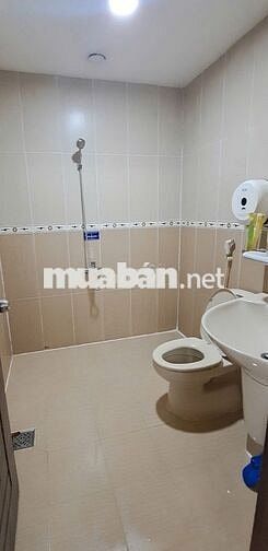 Phòng  Thang  Máy Full nội thất