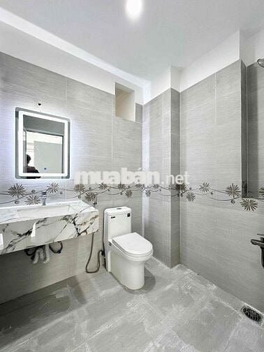 EMART PHAN VĂN TRỊ GIÁP PHẠM VĂN ĐỒNG GẦN VLU, SÂN BAY, PHÚ NHUẬN