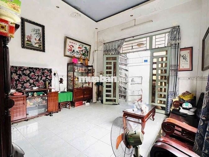 Bán nhà lô góc 2 mặt hẻm cực đẹp không lộgiới 4.2x15 hẻm xe hơi p16 gv