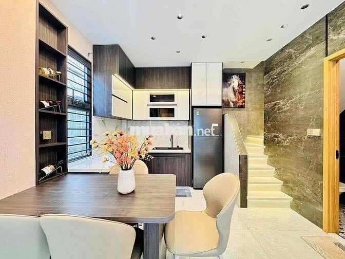 NHÀ ĐẸP GẦN LOTTE NGUYỄN VĂN LƯỢNG - 2 LẦU 4 PHÒNG NGỦ