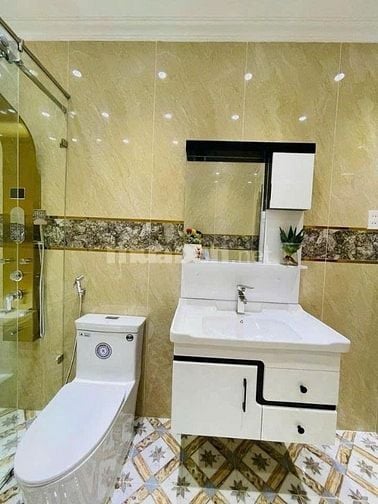 Bán nhà gấp sổ riêng ở Nguyễn Văn Nghi P7 Gò Vấp Giá 2tỷ930 38m2