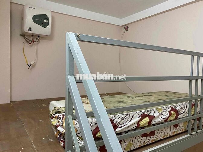 phòng trọ khép kín lối đi riêng có gác xép