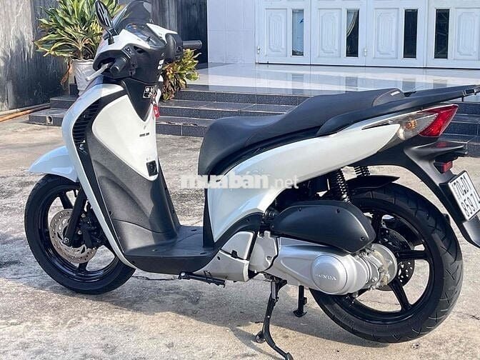 sh ý 150i đầu máy 102. chính chủ.