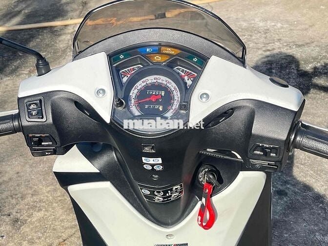 sh ý 150i đầu máy 102. chính chủ.