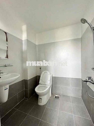 Cho thuê phòng trọ có gác rộng 40m2 ở Phạm Văn Đồng Đại học Ngân hàng