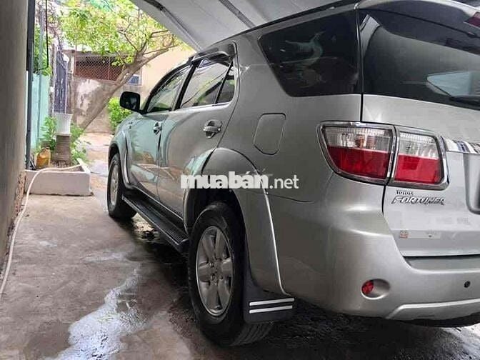 Toyota Fortuner 2010 2.7V - 125000 km
