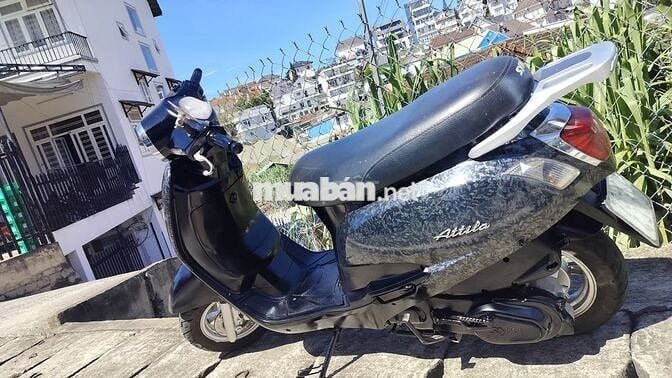 SYM Attila Elizabeth  Đen đã sử dụng