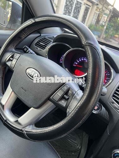 Kia Sorento 2013 bản full có cửa sổ trời xe 1 chủ