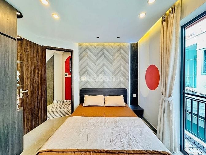 Cô chú nhà bán gấp đ. Thành Thái P.12 Q10 giá chỉ 2 tỷ 350tr/ 62m2