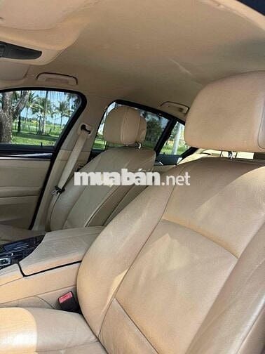 BMW 5 Series 2011 528i - 130000 km