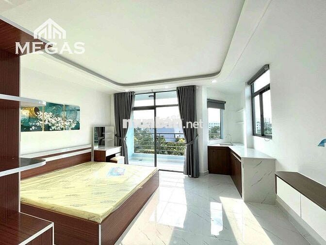 pass phòng view ban công cánh đồng cực chill full nt