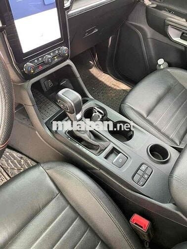 Ford Everest 2023 2.0 Sport-sx 36.000 km