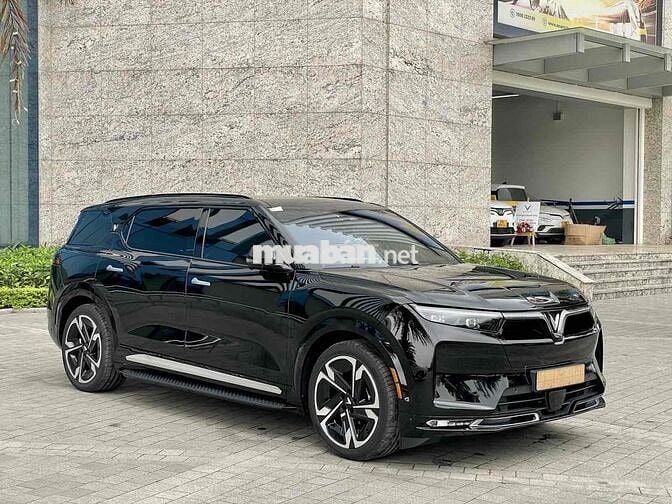 TRẢ TRƯỚC GẦN 2020 TRIỆU NHẬN NGAY VF9