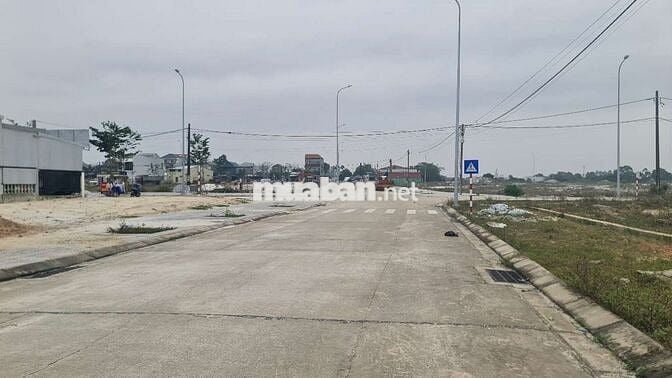 Đất Khu Quy Hoạch Bến Xe Sịa Không lụt, Giá Rẻ