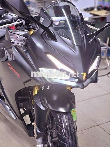 cbr150 siêu đẹp,Đen nhám 7000km. QuýMotor cycle