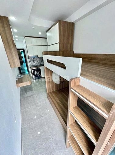 Bán căn hộ dòng tiền phố Lương Khánh Thiện, 90m2, 7 tầng, MT 5m, 21 ph