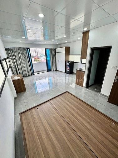 Bán căn hộ dòng tiền phố Lương Khánh Thiện, 90m2, 7 tầng, MT 5m, 21 ph