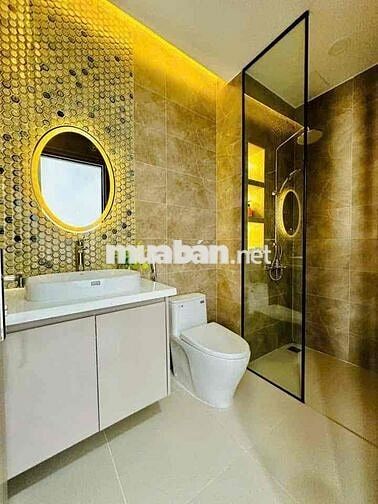 CHO THUÊ CĂN HỘ CAO CẤP GIÁ RẺ BAN CÔNG NGAY BỜ KÈ TRƯỜNG SA QUẬN 3