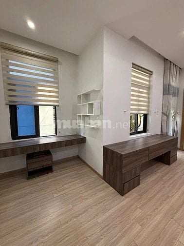  CẦN BÁN GẤP NHÀ MỚI 3 TẦNG TRỤC ĐƯỜNG 2/9 –FULL NỘI THẤT - VÀO Ở NGAY