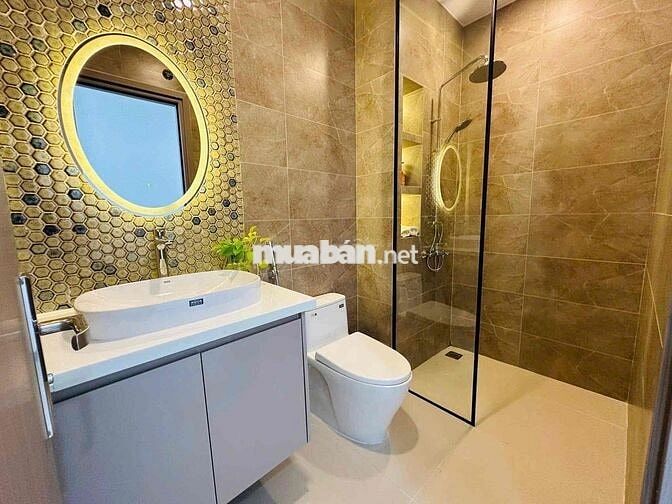 CHO THUÊ CĂN HỘ CAO CẤP GIÁ RẺ BAN CÔNG NGAY BỜ KÈ TRƯỜNG SA QUẬN 3