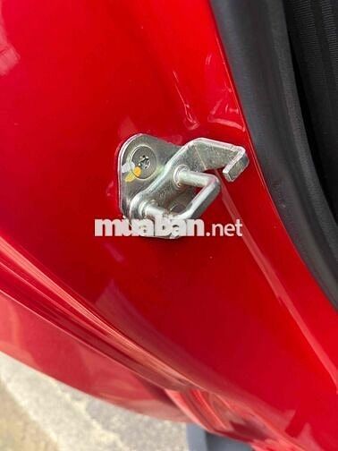 Chevrolet Colorado 2018 LT 2.5 MT 4WD - 100000 km