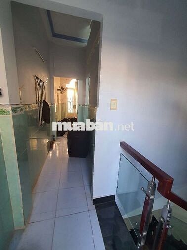 Nhà Hẻm Cụt 4x12 1lầu 2p ngủ 2 tolet Mới Sạch Sẽ