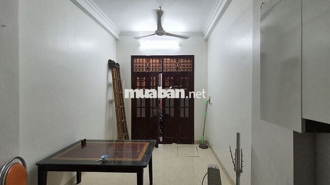 Chính chủ cho thuê nhà 5 tầng 3PN đường Tôn Đức Thắng, Văn Miếu, HN