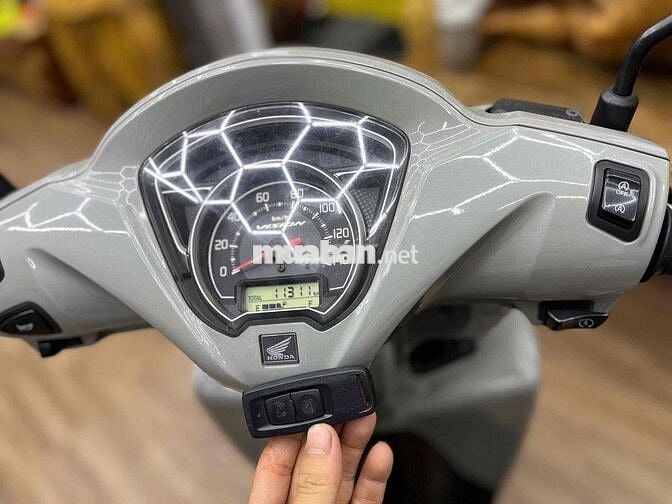 👉Vision 2023 chính chủ bstp bản thể thao bánh lớn