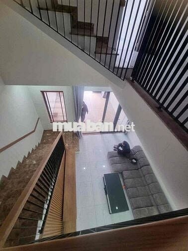 🏠🏠 Nhà 3 tằng mặt tiền đường lê quảng chí ( 10,5m ) hòa xuân