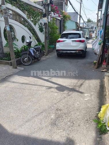 Bán nhà 2 lầu đường trương văn thành 3pn . Nhận nhà ở ngay 