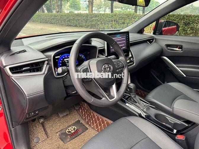 Toyota Cross 2022 1.8 HV chạy zin 13000km-Siêu moi