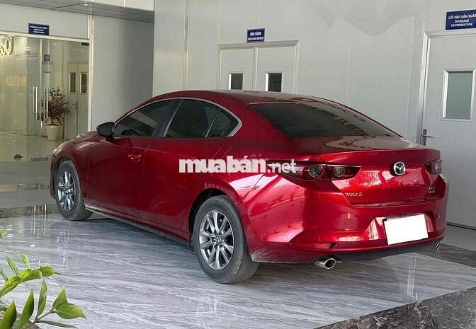 Mazda 3 2022 1.5L Deluxe - 49800 km