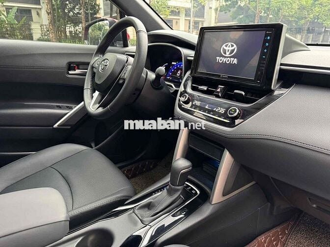 Toyota Cross 2022 1.8 HV chạy zin 13000km-Siêu moi