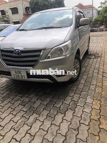 Toyota Innova 2014 - 176000 km