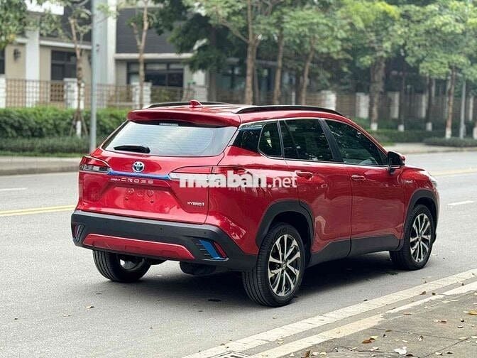 Toyota Cross 2022 1.8 HV chạy zin 13000km-Siêu moi