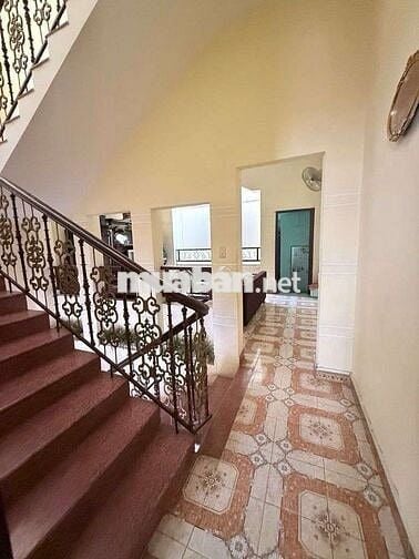 BÁN NHÀ ĐƯỜNG NGUYỄN KIỆM SÁT VÁCH PHÚ NHUẬN NGANG 5M 110M² 3 TẦNG