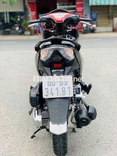 Honda Air Blade 2015 chính chủ xe đẹp máy móc êm