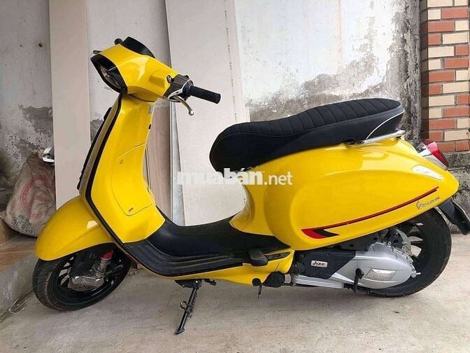 Piaggio Vespa Sprint 2022 màu Vàng