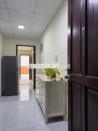 Căn hộ 55m2 2 Pn giữa trung tâm quận 1, 12 Võ Văn Kiệt