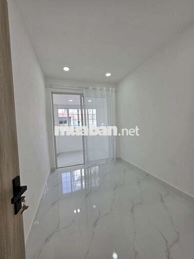 Nhà 2 tầng siu dễ thương, Lâm Văn Bền chỉ hơn 4.X