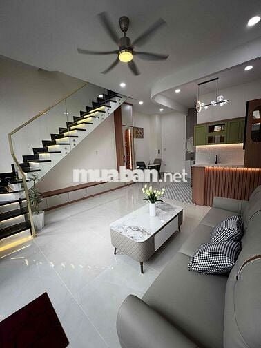 Nhà lầu Phường Đạo Thanh thuộc phường 5 Mỹ Tho cũ