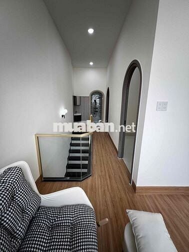 Nhà lầu Phường Đạo Thanh thuộc phường 5 Mỹ Tho cũ