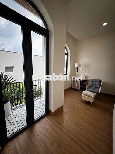 Nhà lầu Phường Đạo Thanh thuộc phường 5 Mỹ Tho cũ