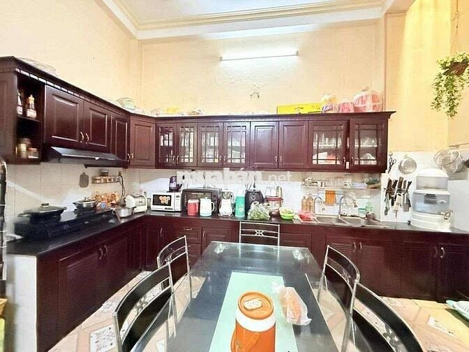 BÁN NHÀ ĐƯỜNG NGUYỄN KIỆM SÁT VÁCH PHÚ NHUẬN NGANG 5M 110M² 3 TẦNG