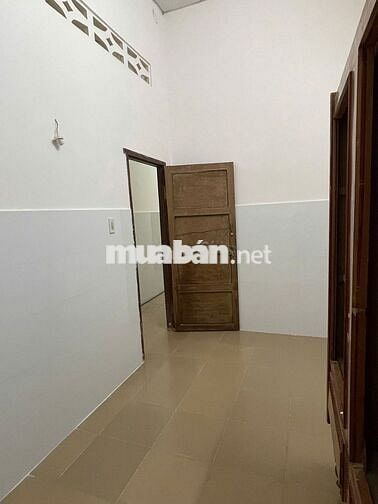 Cho thuê nhà 3 triệu 2 phòng ngủ Cầu Trà Nóc